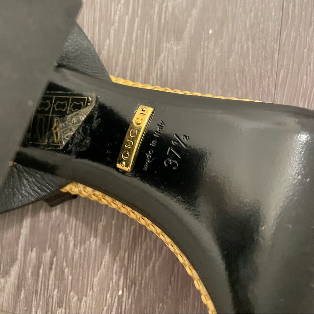 Gucci Heels - Picture 4 of 4